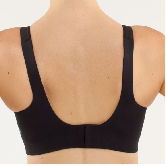 Lululemon Hold It Against Me sports bra, 32D - Picture 10 of 11